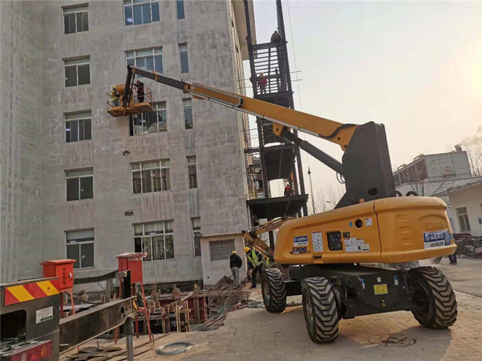 第一时间！服务在线遥控指挥设备转场 乐竞体育无偿向邢台隔离点项目支援设备-3.jpg